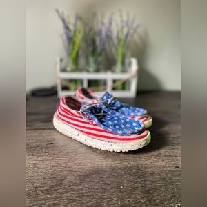Toddler heydudes size 10